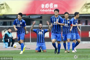 江苏苏宁客场连战连胜，士气如虹的简单介绍